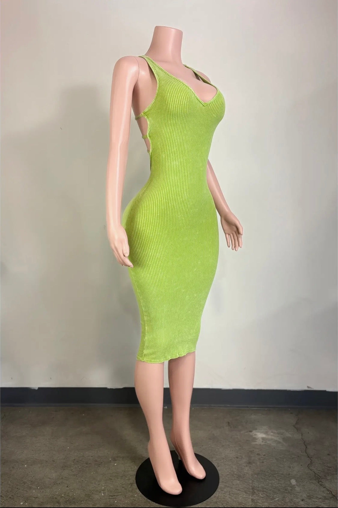 Turn Around Midi Dress